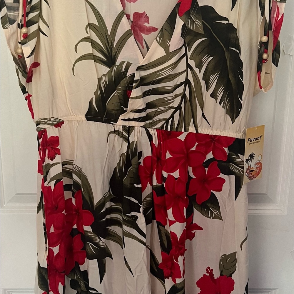 New w/tags Favant Tie Shoulder Dress in Hawaii inspired Red Floral SZ XL